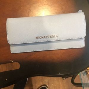 Brand new never used Michael Kors wallet!